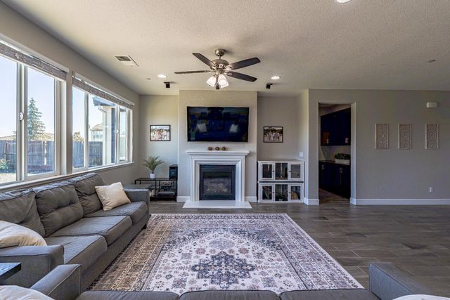 1722 Timbrel Way, Rocklin, CA 95765