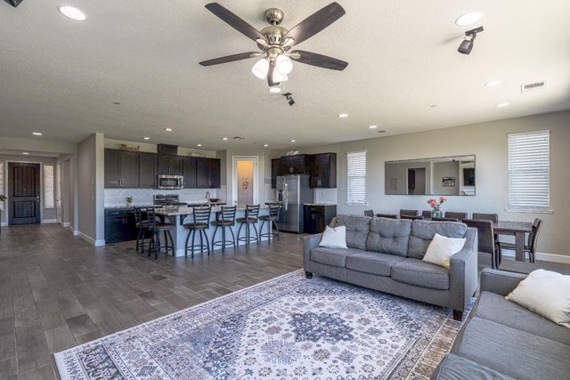 1722 Timbrel Way, Rocklin, CA 95765