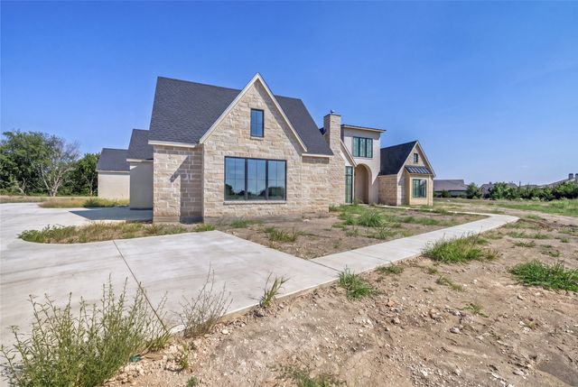 900 Healey Drive, Fairview, TX 75069