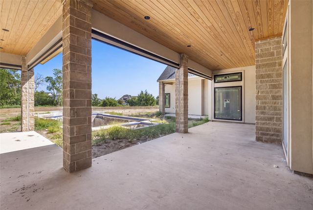 900 Healey Drive, Fairview, TX 75069