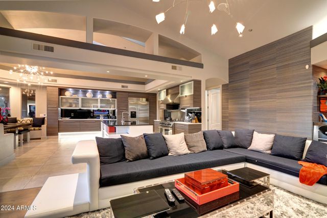 10220 E Desert Cove Avenue, Scottsdale, AZ 85260