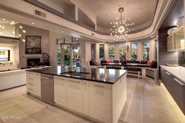 10220 E Desert Cove Avenue, Scottsdale, AZ 85260