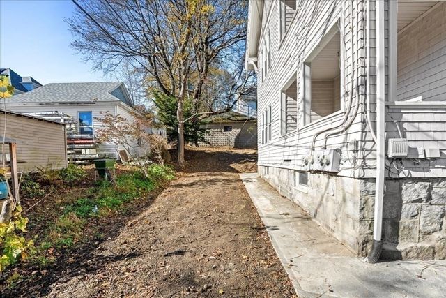 15 Clearview Ave 2, Worcester, MA 01605