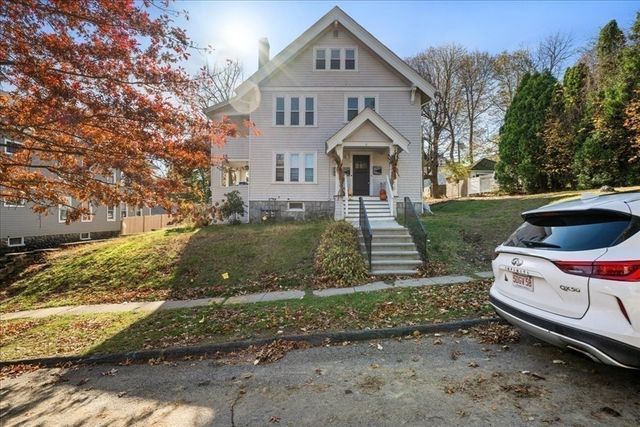 15 Clearview Ave 2, Worcester, MA 01605