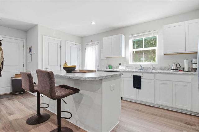 112 Wells Station Road, Seneca, SC 29678