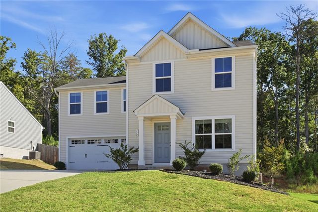 112 Wells Station Road, Seneca, SC 29678