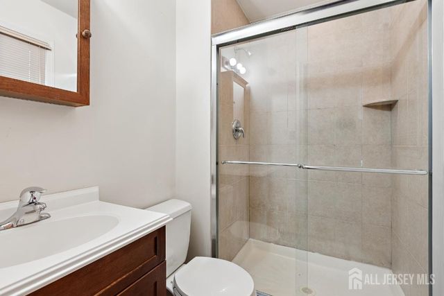 18 Rachele Court, Old Bridge, NJ 07747