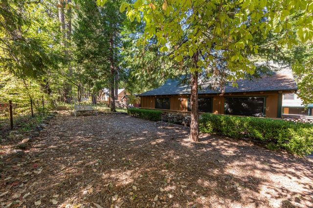 2964 Fern Ave, Camino, CA 95709