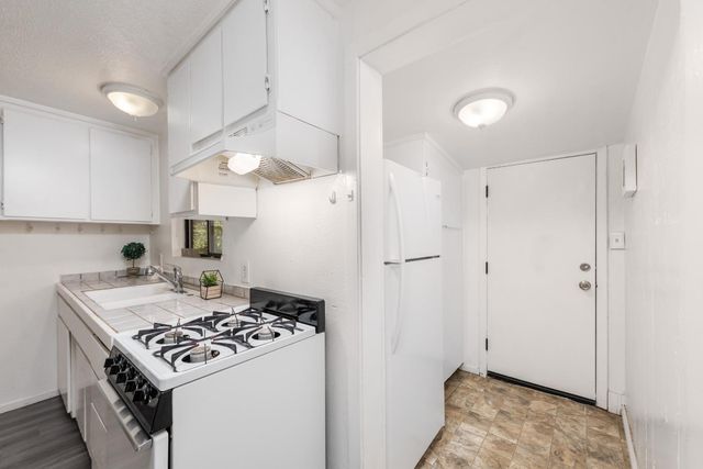 2964 Fern Ave, Camino, CA 95709