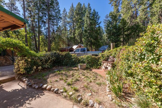 2964 Fern Ave, Camino, CA 95709