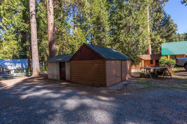 2964 Fern Ave, Camino, CA 95709