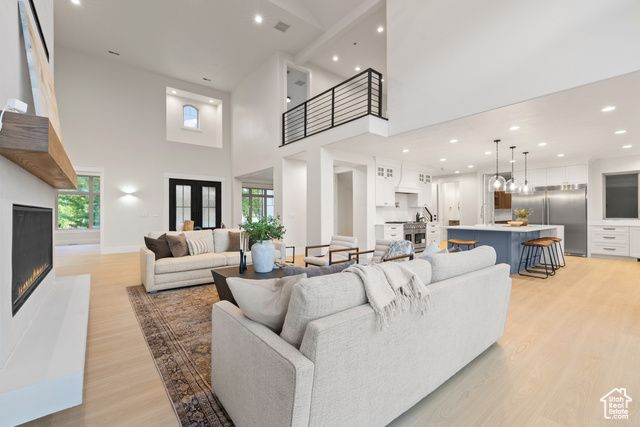 6602 W NORMANDY WAY, Highland, UT 84003