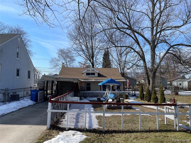 26521 Barrington, Madison Heights, MI 48071