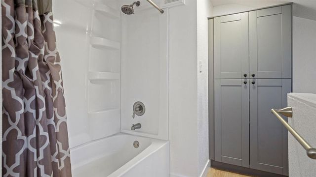 1210 Cora Avenue, Rice Lake, WI 54868