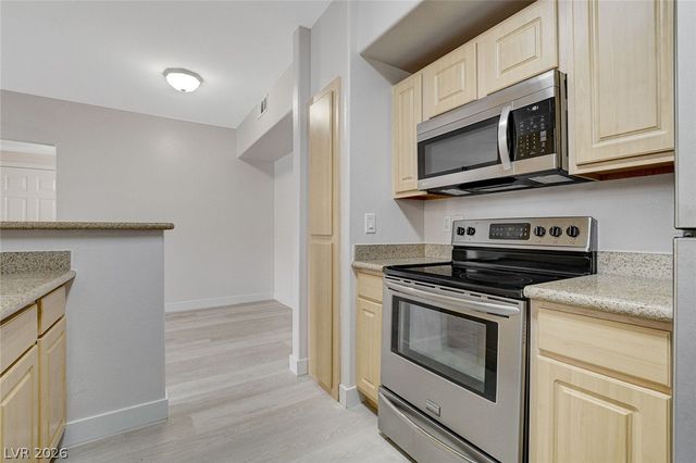 8000 Badura Avenue 1143, Las Vegas, NV 89113