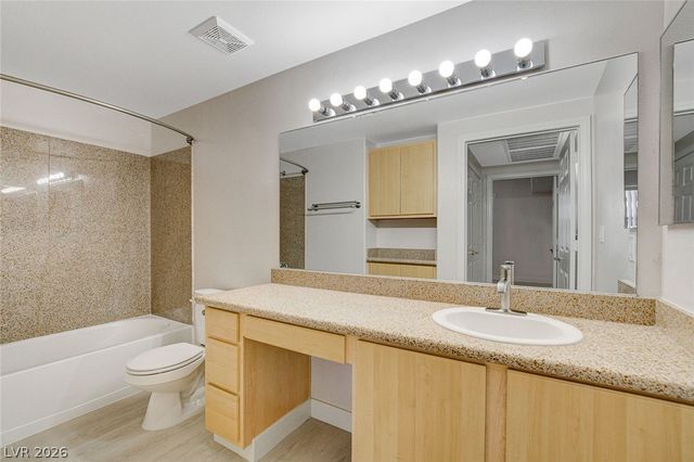 8000 Badura Avenue 1143, Las Vegas, NV 89113