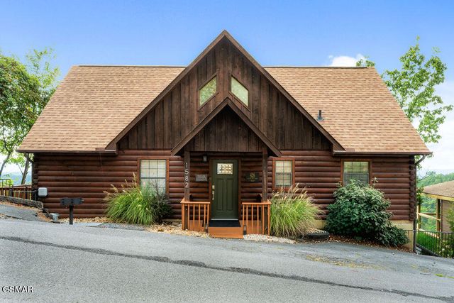 1582 Bears Den Way, Sevierville, TN 37862