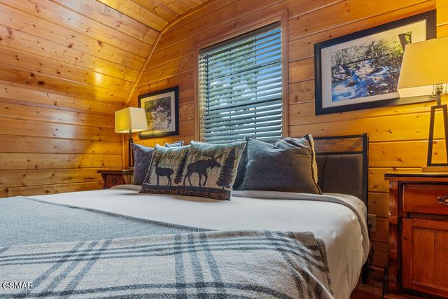 1582 Bears Den Way, Sevierville, TN 37862