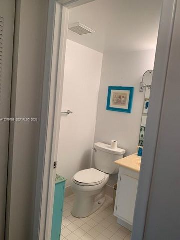 300 SW 134th Way 405E, Pembroke Pines, FL 33027