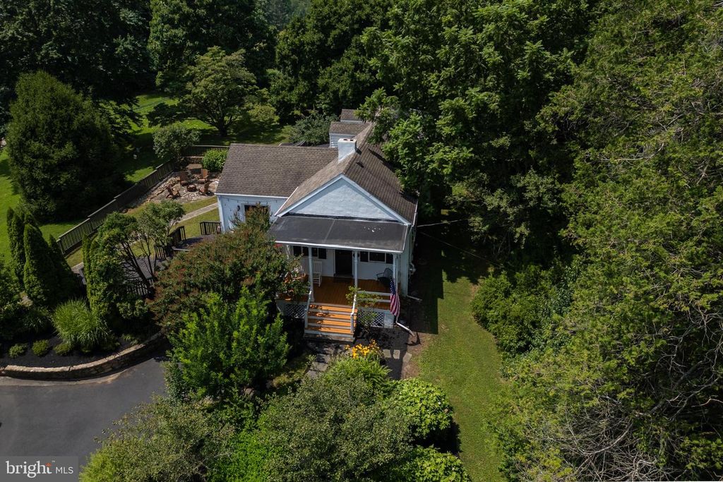 617 UNIONVILLE RD, Kennett Square, PA 19348