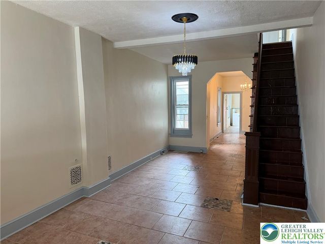 1312 North 10th Street, Reading City, PA 19604