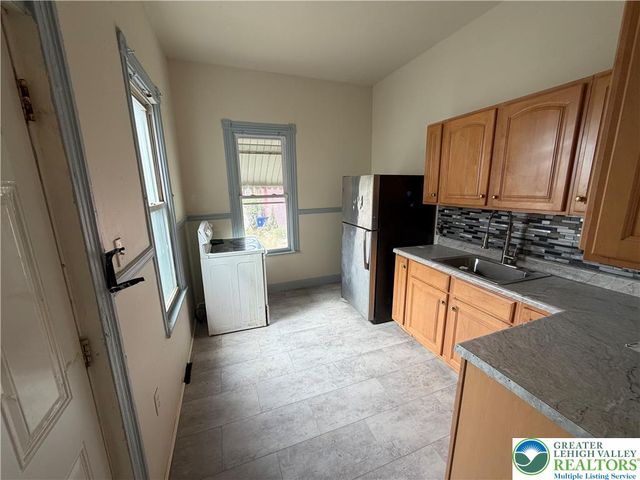1312 North 10th Street, Reading City, PA 19604