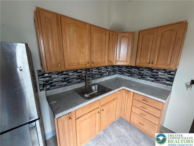 1312 North 10th Street, Reading City, PA 19604