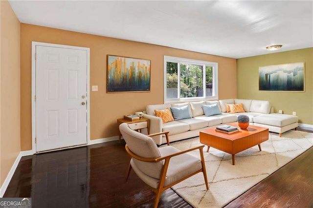 6107 Winview Drive, Forest Park, GA 30297