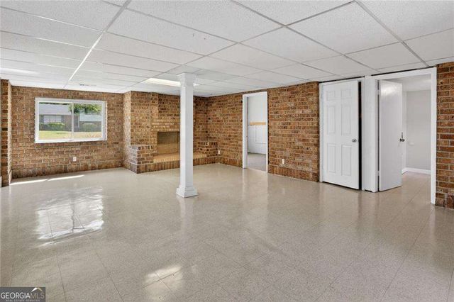 6107 Winview Drive, Forest Park, GA 30297