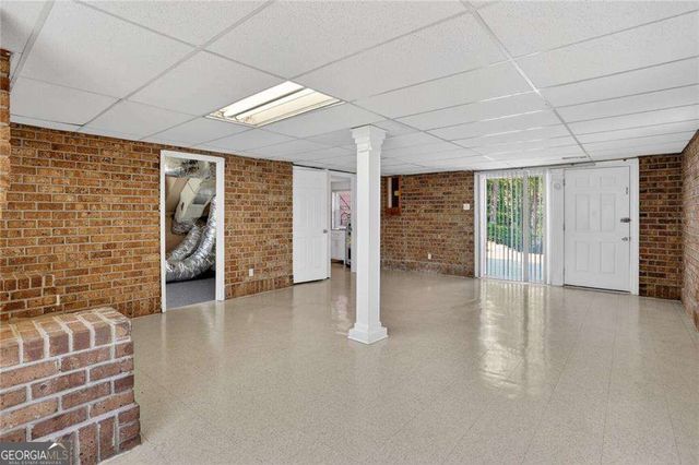 6107 Winview Drive, Forest Park, GA 30297