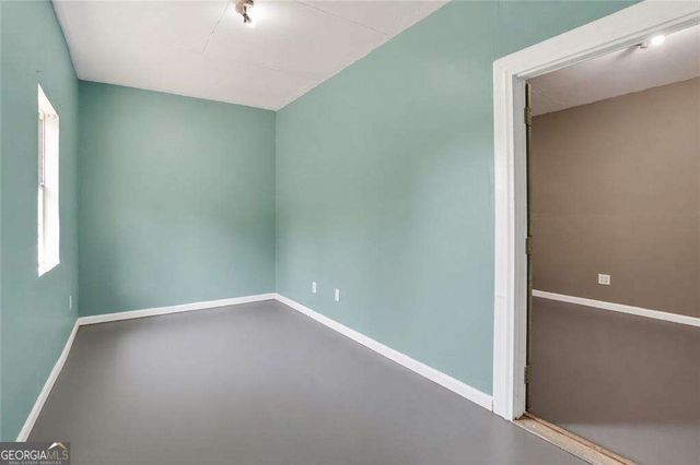 6107 Winview Drive, Forest Park, GA 30297