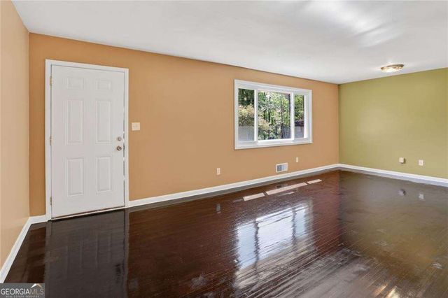 6107 Winview Drive, Forest Park, GA 30297