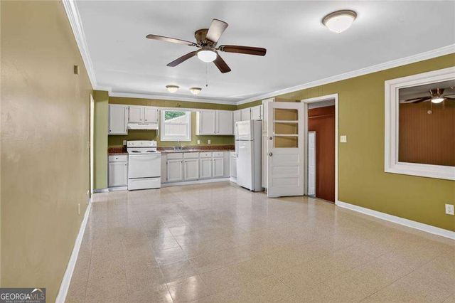 6107 Winview Drive, Forest Park, GA 30297