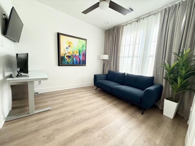 2806 Versailles Oak Lane, Houston, TX 77092