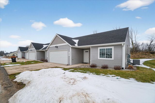 1069 Sunnyside Drive, Leighton Twp, MI 49348