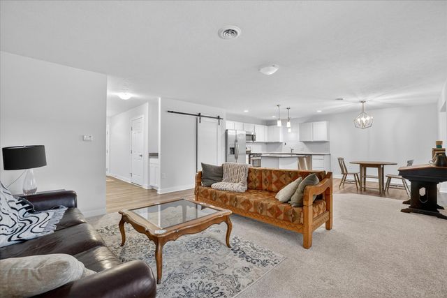 1069 Sunnyside Drive, Leighton Twp, MI 49348