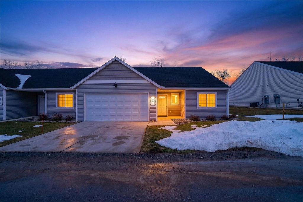 1069 Sunnyside Drive, Leighton Twp, MI 49348