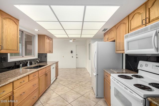 12807 W LA TERRAZA Drive, Sun City West, AZ 85375