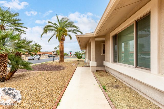 12807 W LA TERRAZA Drive, Sun City West, AZ 85375