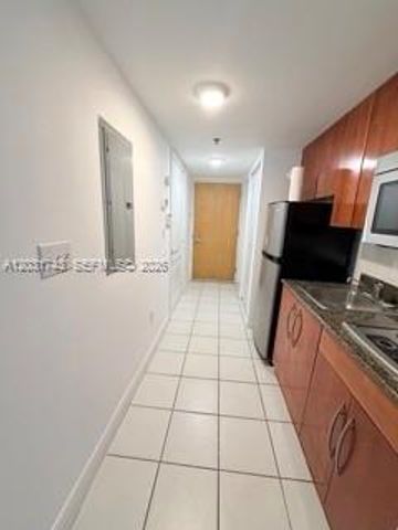 1200 Brickell Bay Drive 2416, Miami, FL 33131
