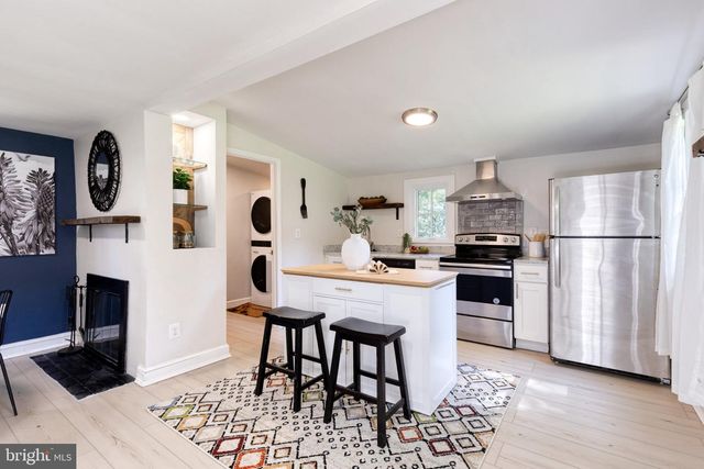 5603 KENFORD RD, Baltimore, MD 21209
