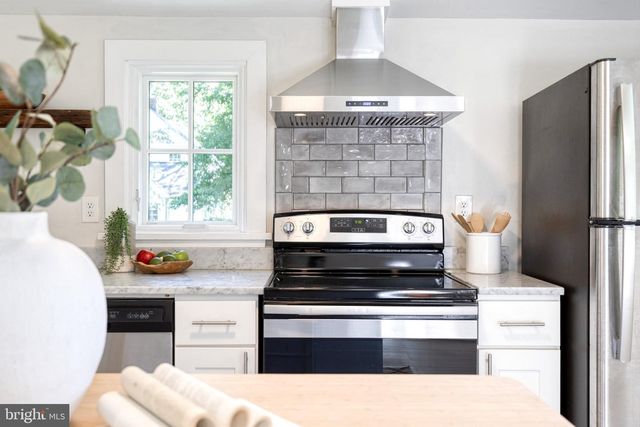 5603 KENFORD RD, Baltimore, MD 21209