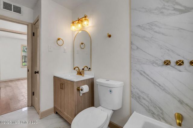 8182 Cedarbrook Drive, Southaven, MS 38671