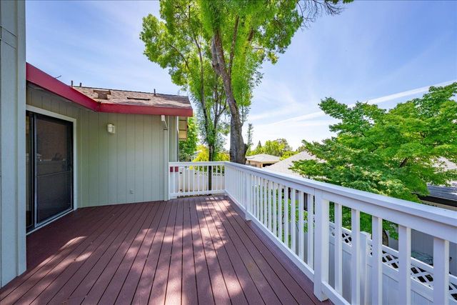 12433 Tam O Shanter Ln, Auburn, CA 95603