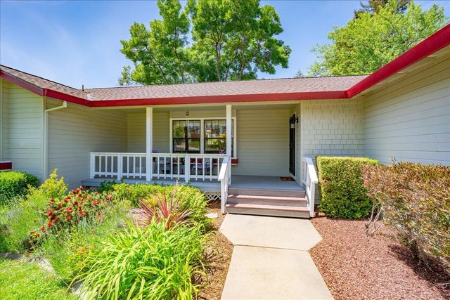 12433 Tam O Shanter Ln, Auburn, CA 95603