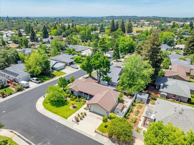 12433 Tam O Shanter Ln, Auburn, CA 95603
