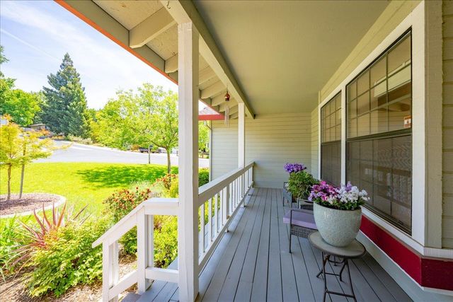 12433 Tam O Shanter Ln, Auburn, CA 95603