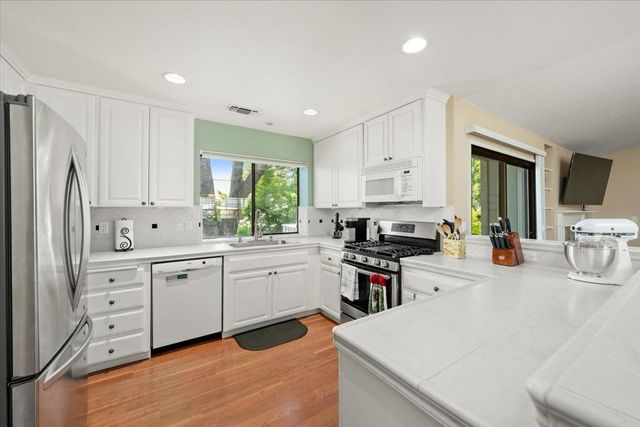 12433 Tam O Shanter Ln, Auburn, CA 95603