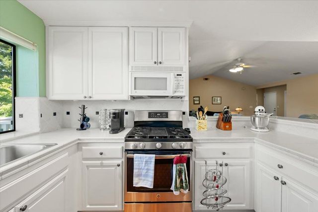 12433 Tam O Shanter Ln, Auburn, CA 95603