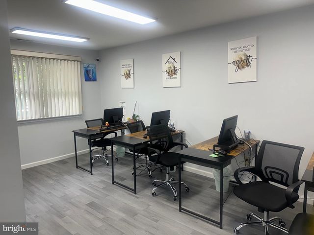 3641 HADDONFIELD RD, Pennsauken, NJ 08109